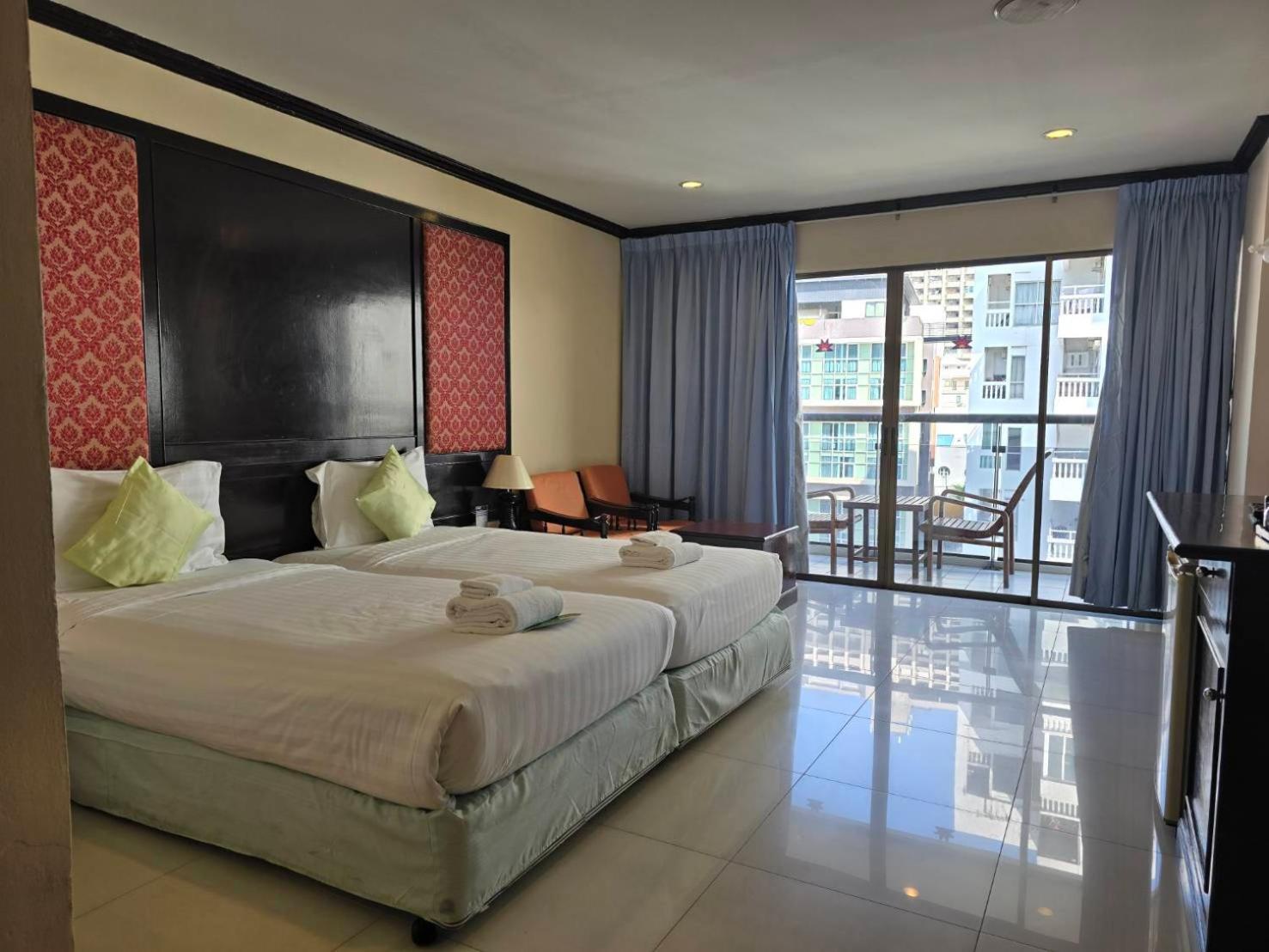 Mike Beach Resort Pattaya Exteriér fotografie